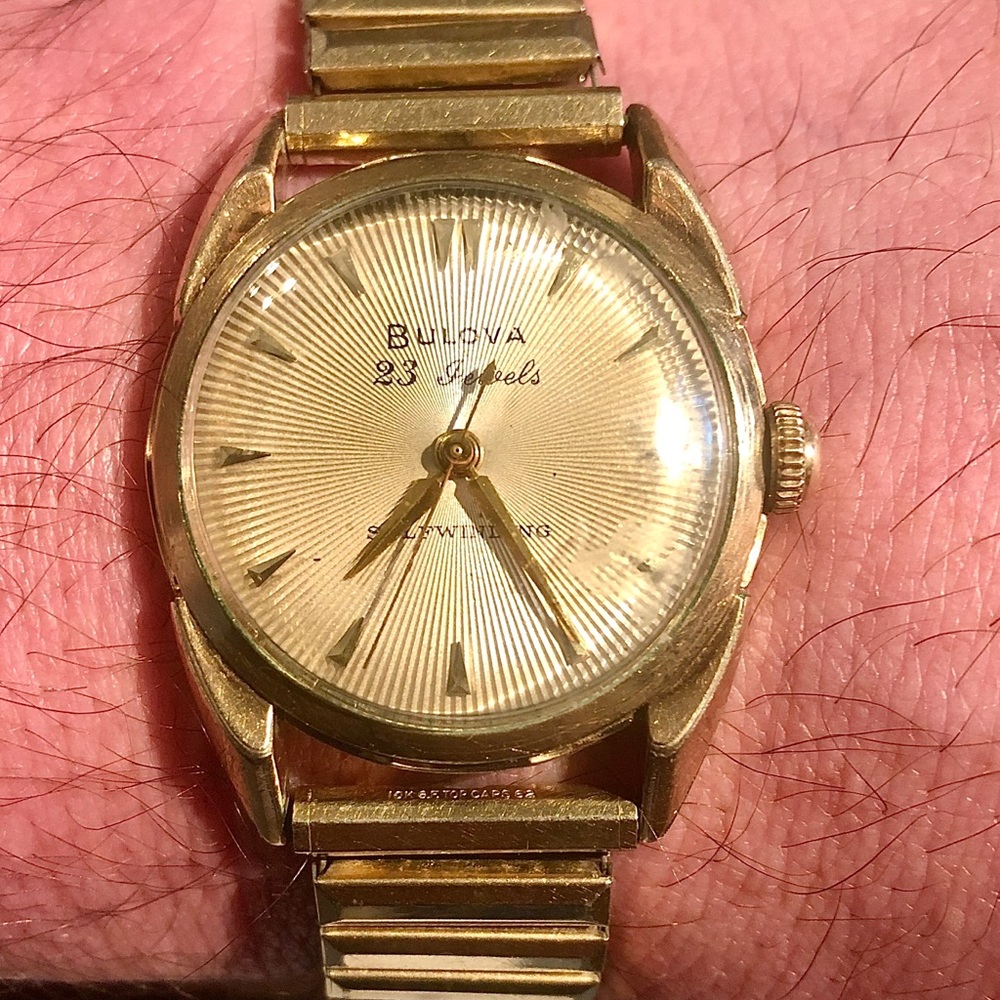 Vintage Bulova 23 Jewel Self-Winding watch